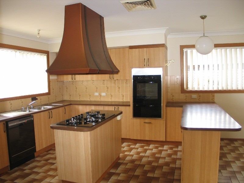 3 Mountain View Place, Shoalhaven Heads NSW 2535