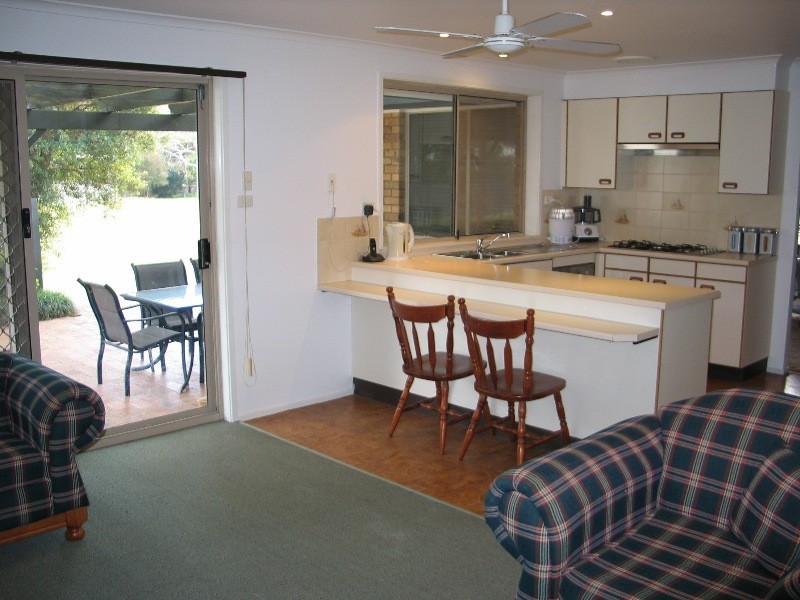 12 Renown Avenue, Shoalhaven Heads NSW 2535