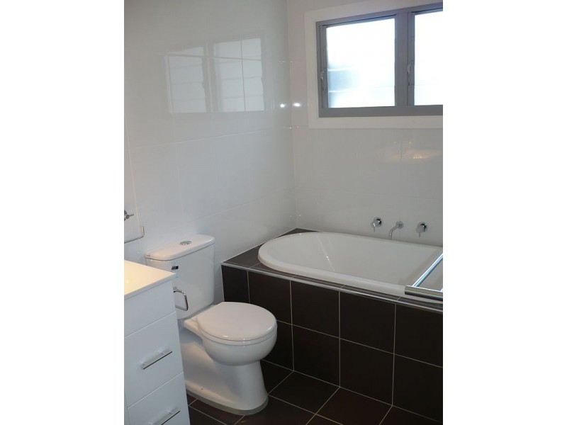 30b McIntosh Street, Shoalhaven Heads NSW 2535