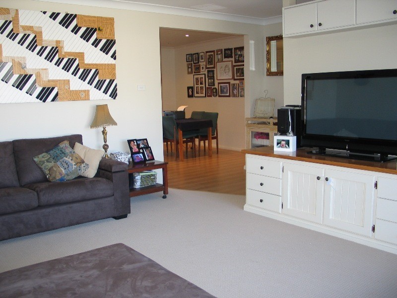 13 Mawson Road, Shoalhaven Heads NSW 2535