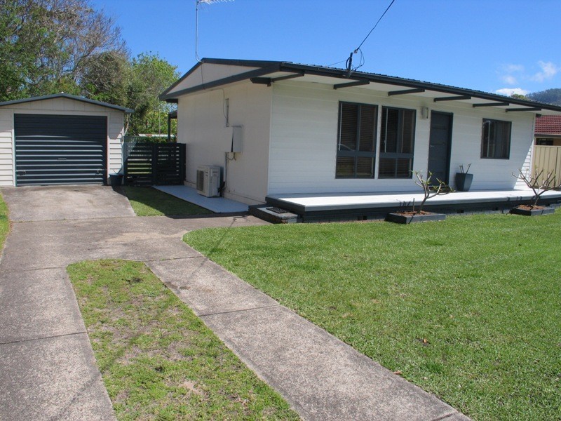12 Towers Road, Shoalhaven Heads NSW 2535
