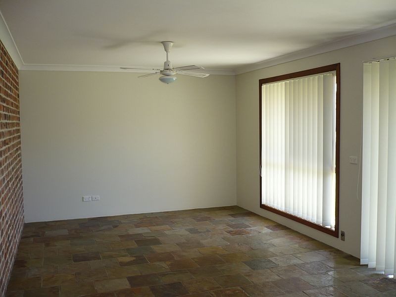 4 Celia Parade, Shoalhaven Heads NSW 2535