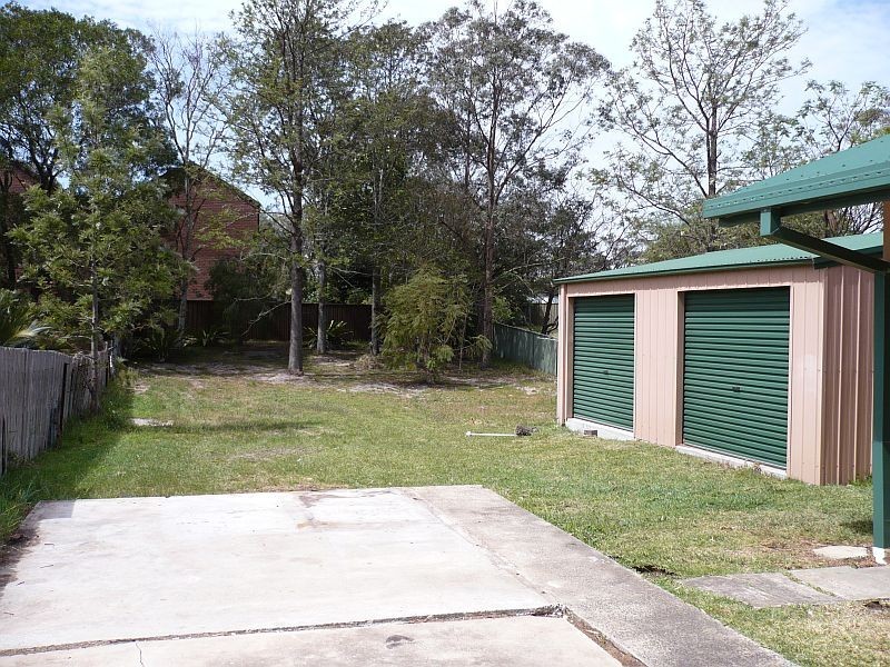 4 Celia Parade, Shoalhaven Heads NSW 2535