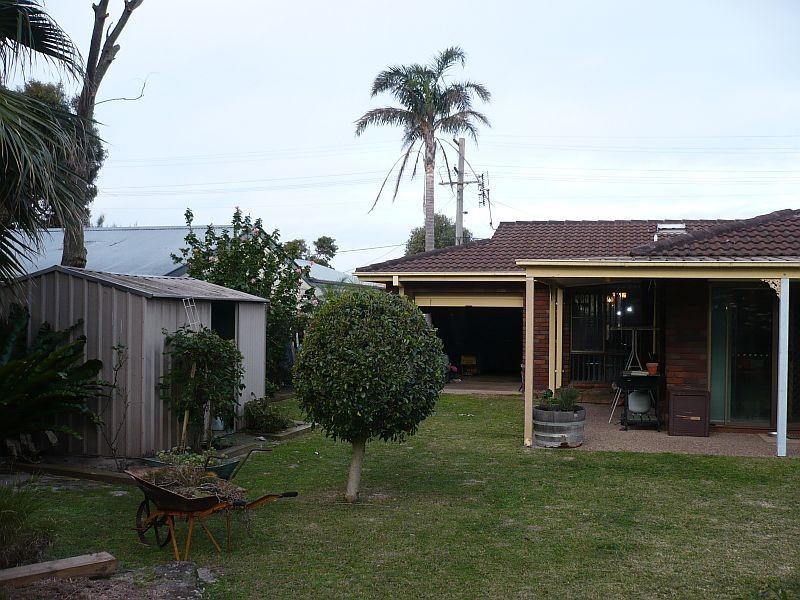 17 Amundsen Avenue, Shoalhaven Heads NSW 2535