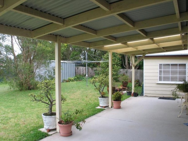 38 McIntosh Street, Shoalhaven Heads NSW 2535