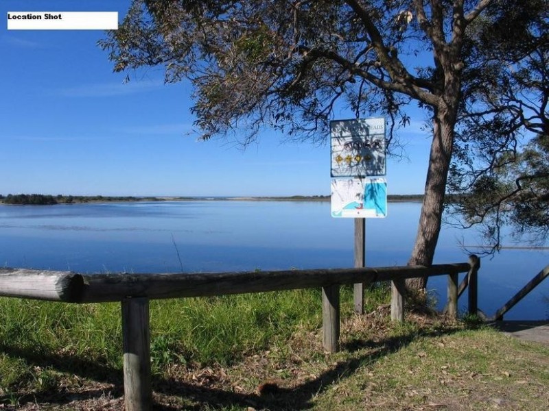 21 River Road, Shoalhaven Heads NSW 2535