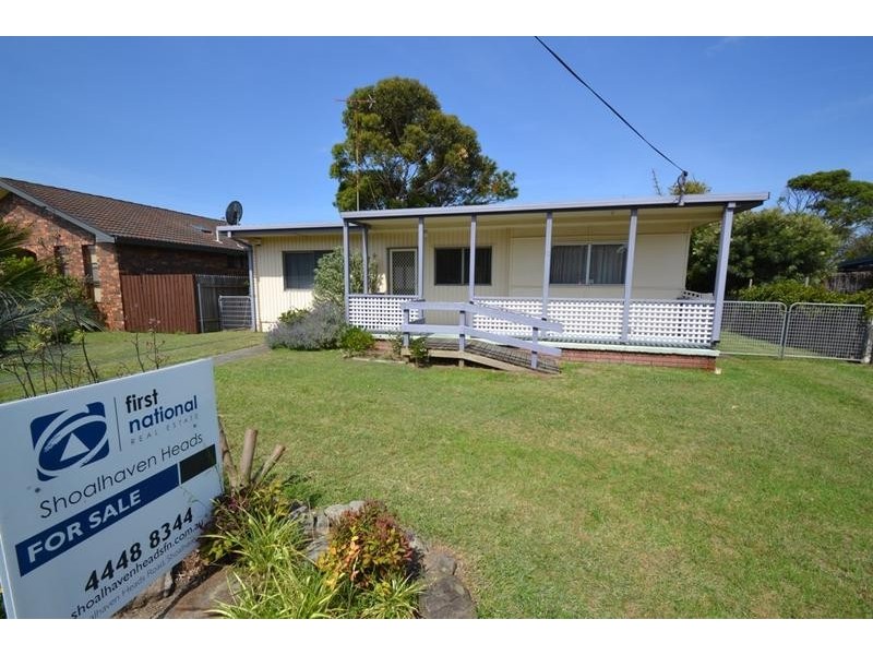 12 Woolstencraft Street, Shoalhaven Heads NSW 2535