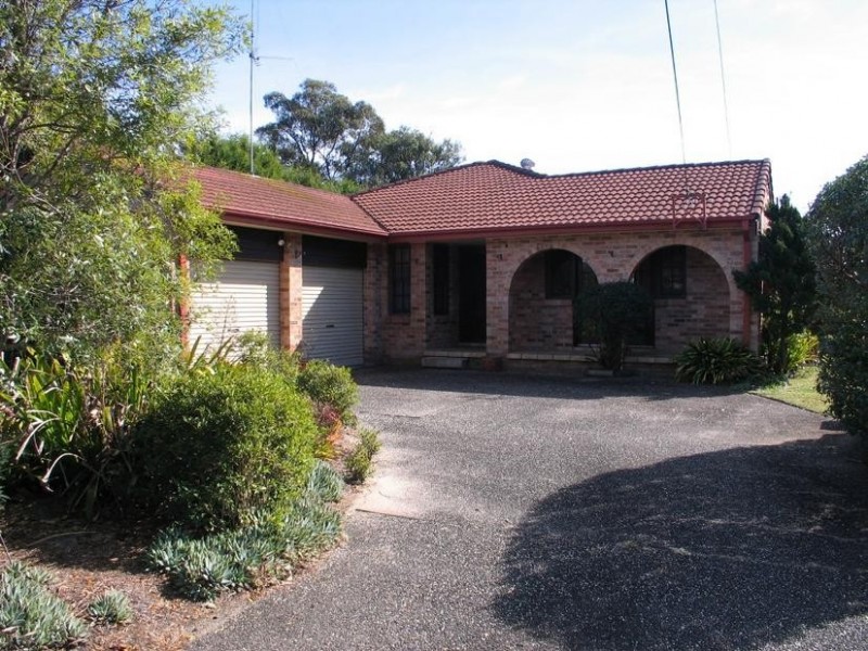 23 Bass Road, Shoalhaven Heads NSW 2535