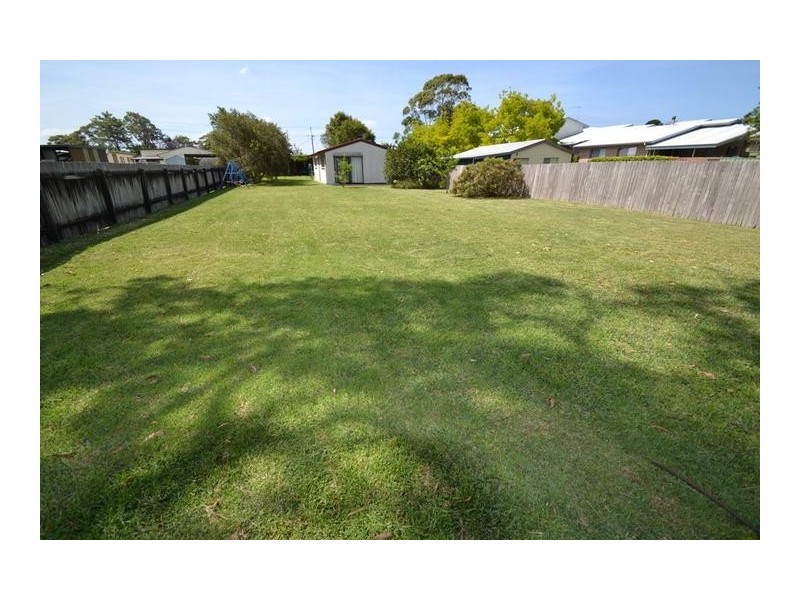 20 Ravenscliffe Road, Shoalhaven Heads NSW 2535