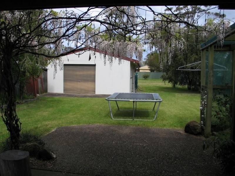 20 Ravenscliffe Road, Shoalhaven Heads NSW 2535