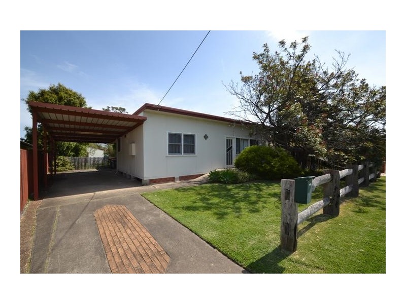 20 Ravenscliffe Road, Shoalhaven Heads NSW 2535