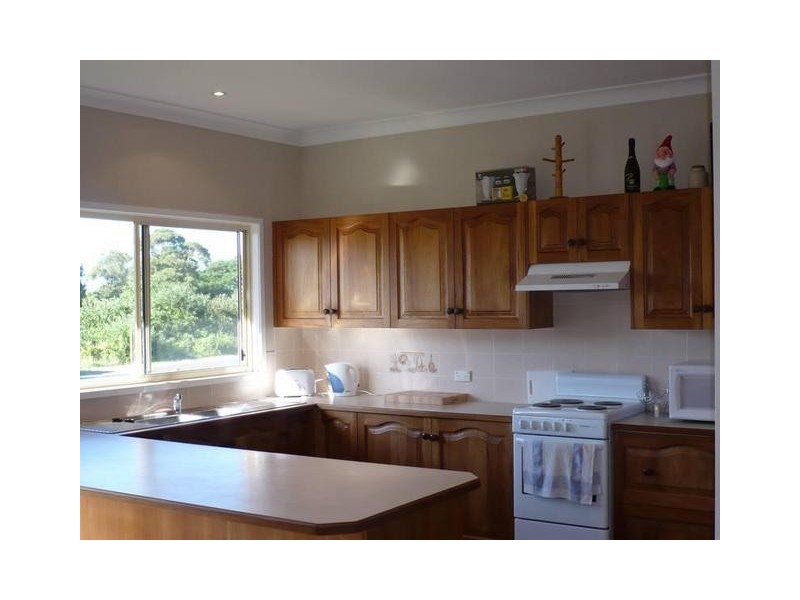 26 McIntosh Street, Shoalhaven Heads NSW 2535