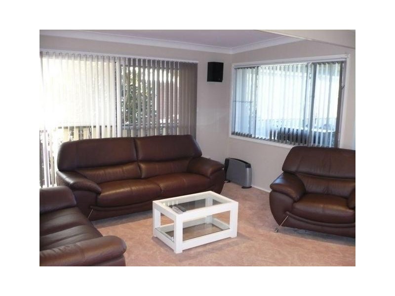 26 McIntosh Street, Shoalhaven Heads NSW 2535