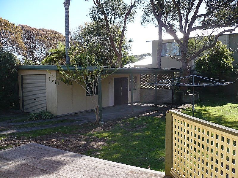 26 McIntosh Street, Shoalhaven Heads NSW 2535