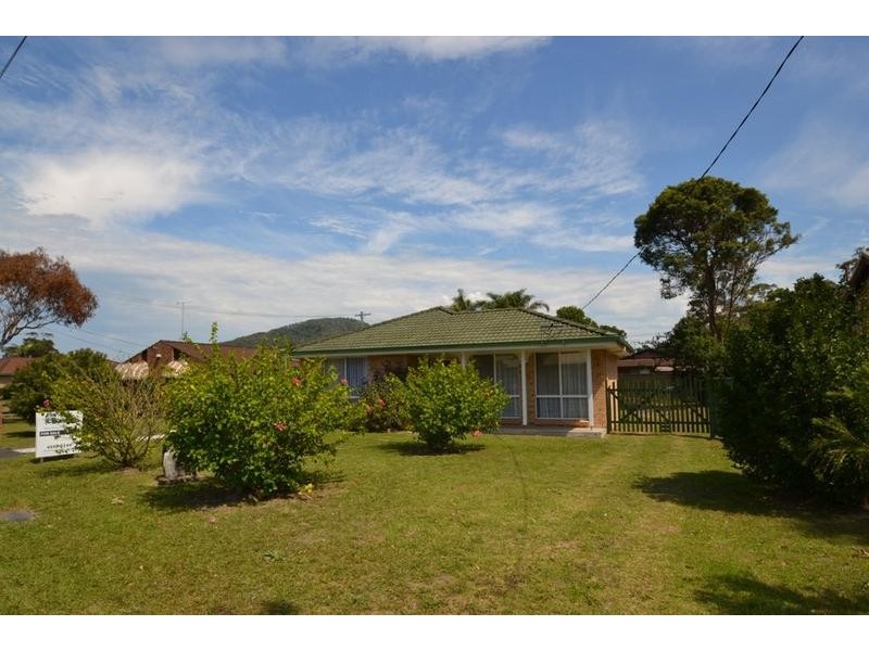 27 Shackleton Street, Shoalhaven Heads NSW 2535