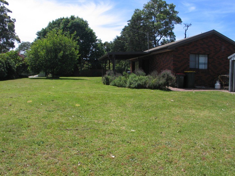 17a Mathews Street, Shoalhaven Heads NSW 2535
