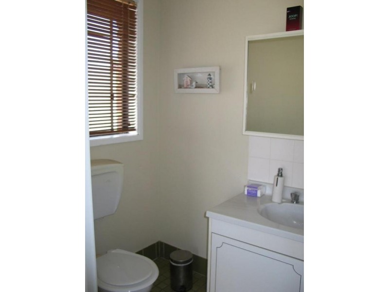 1 Cheltenham Drive, Shoalhaven Heads NSW 2535