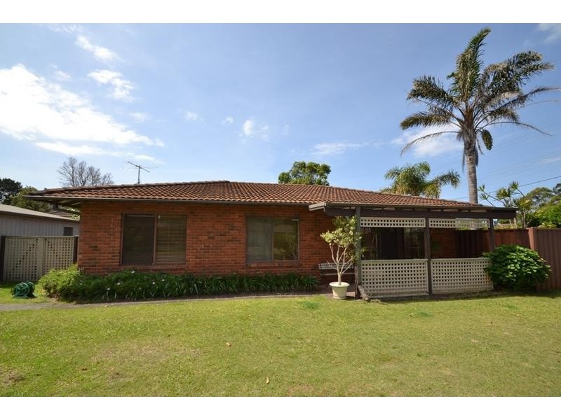 1 Cheltenham Drive, Shoalhaven Heads NSW 2535