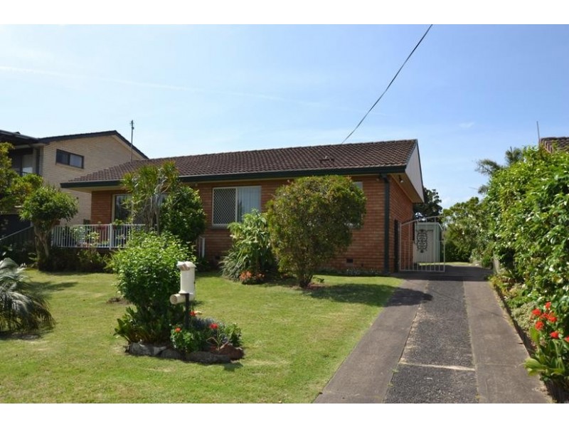 97 Scott Street, Shoalhaven Heads NSW 2535