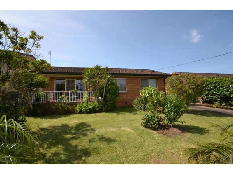 97 Scott Street, Shoalhaven Heads NSW 2535