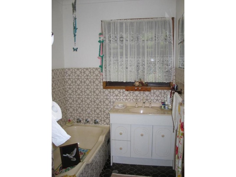 97 Scott Street, Shoalhaven Heads NSW 2535