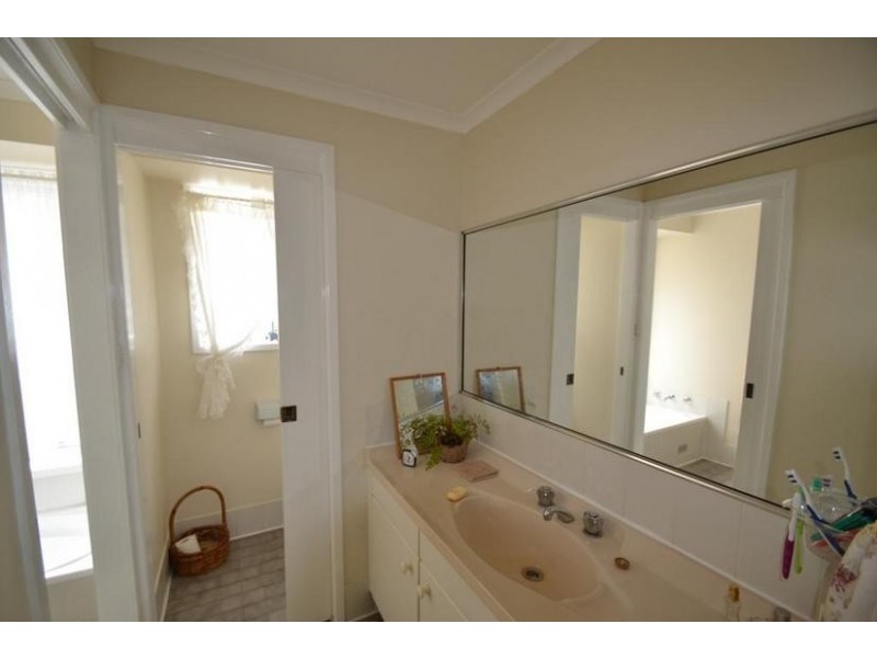 125 Jerry Bailey Road, Shoalhaven Heads NSW 2535