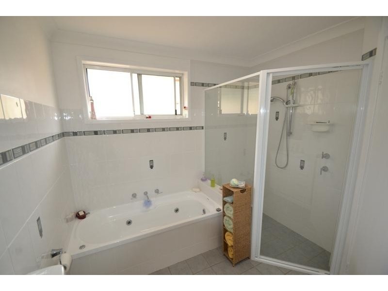 41 Amundsen Avenue, Shoalhaven Heads NSW 2535