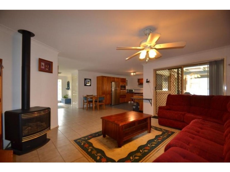 1 Gray Close, Shoalhaven Heads NSW 2535