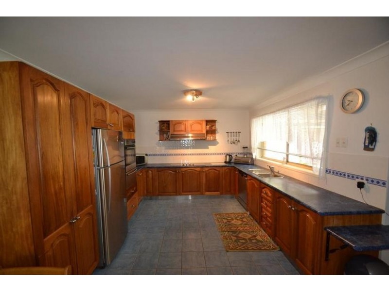 1 Gray Close, Shoalhaven Heads NSW 2535