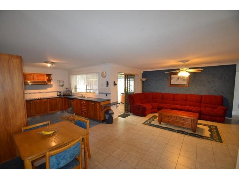 1 Gray Close, Shoalhaven Heads NSW 2535
