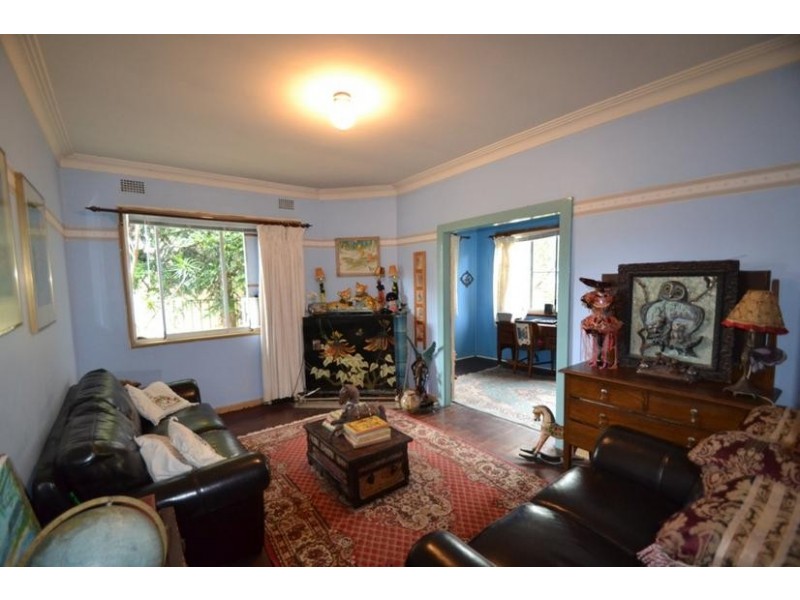 73 River Road, Shoalhaven Heads NSW 2535