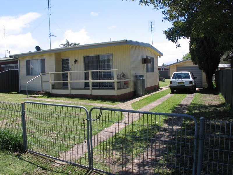 1 Trentham Road, Shoalhaven Heads NSW 2535