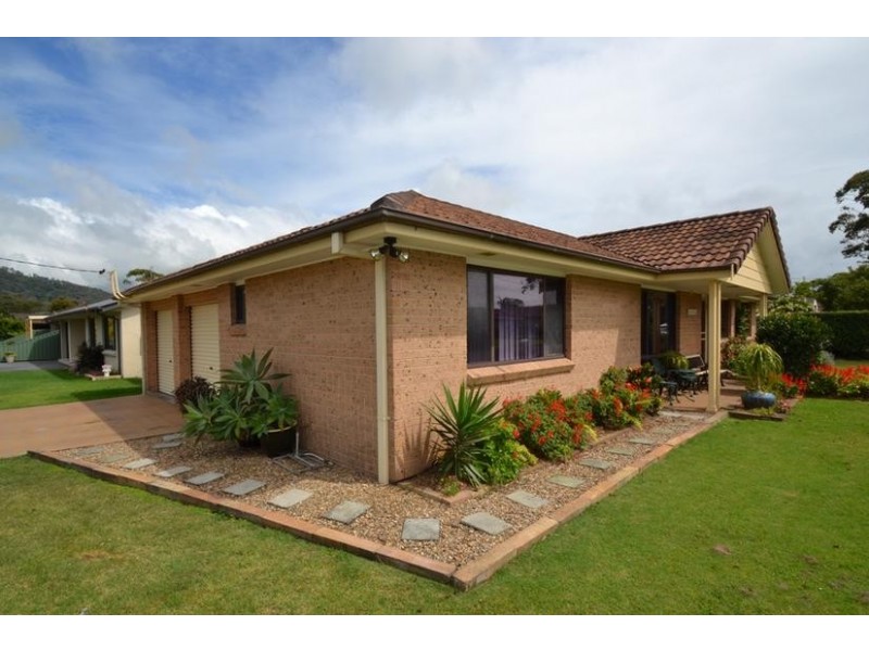 5a Oval Drive, Shoalhaven Heads NSW 2535