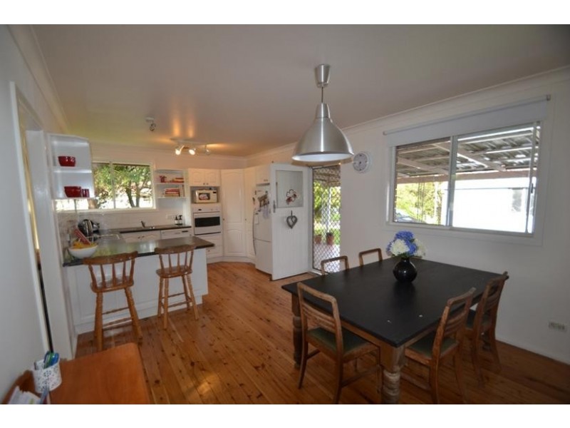 16 Golden Hill Avenue, Shoalhaven Heads NSW 2535