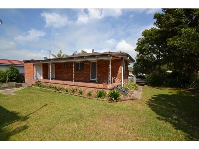16 Golden Hill Avenue, Shoalhaven Heads NSW 2535