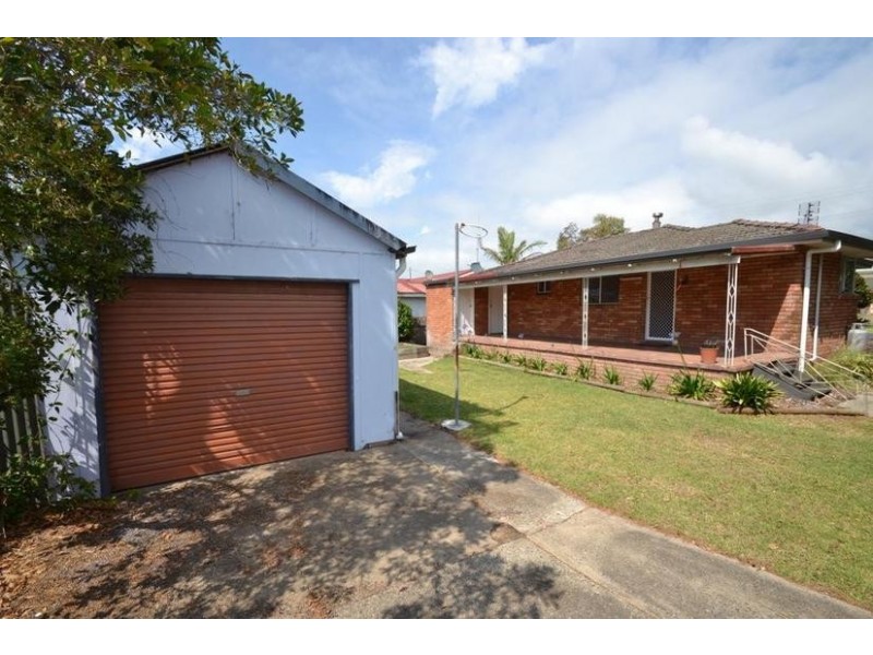 16 Golden Hill Avenue, Shoalhaven Heads NSW 2535