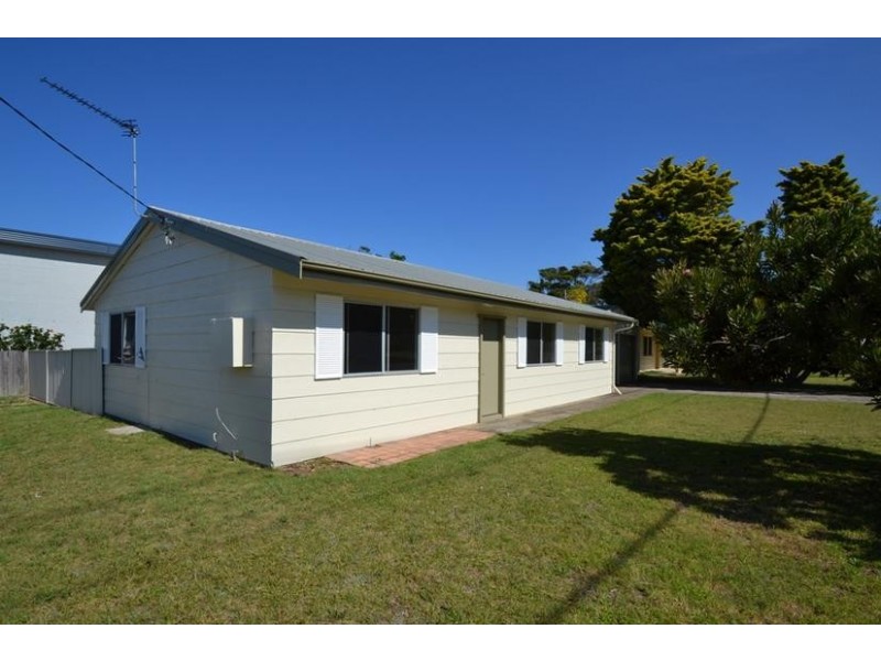 22 Aspinall Street, Shoalhaven Heads NSW 2535
