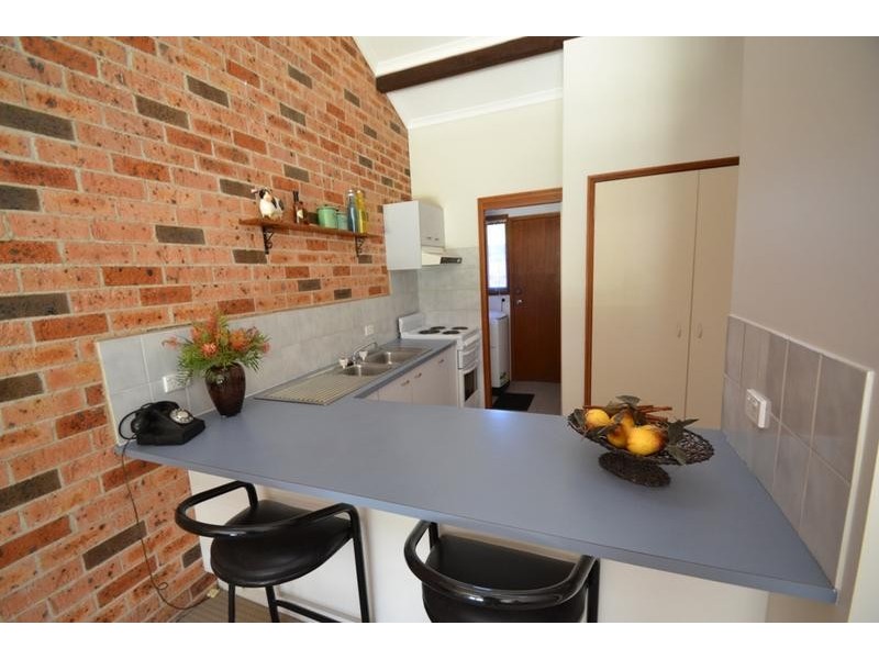 11/27 Bowada Street, Bomaderry NSW 2541