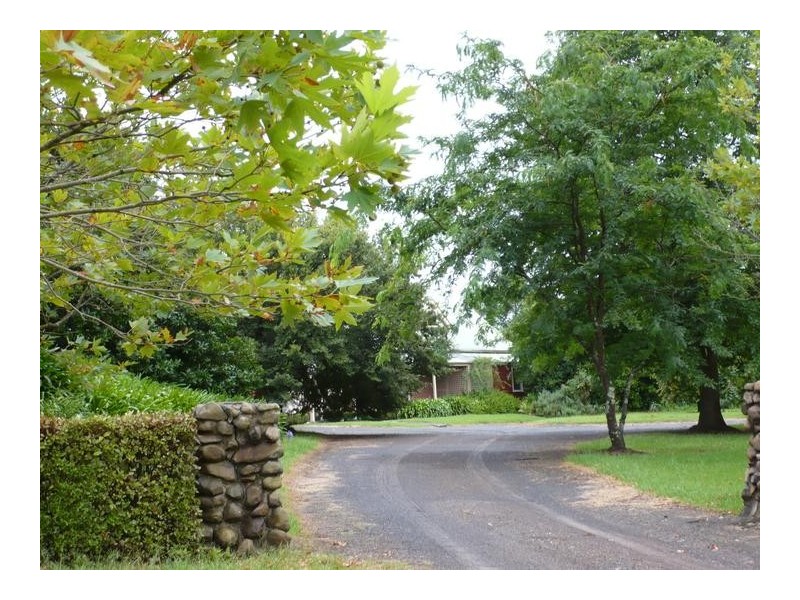 C130 Princes Highway, Meroo Meadow NSW 2540