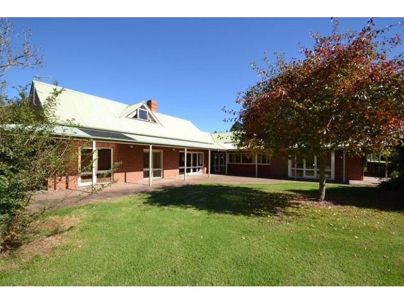 C130 Princes Highway, Meroo Meadow NSW 2540