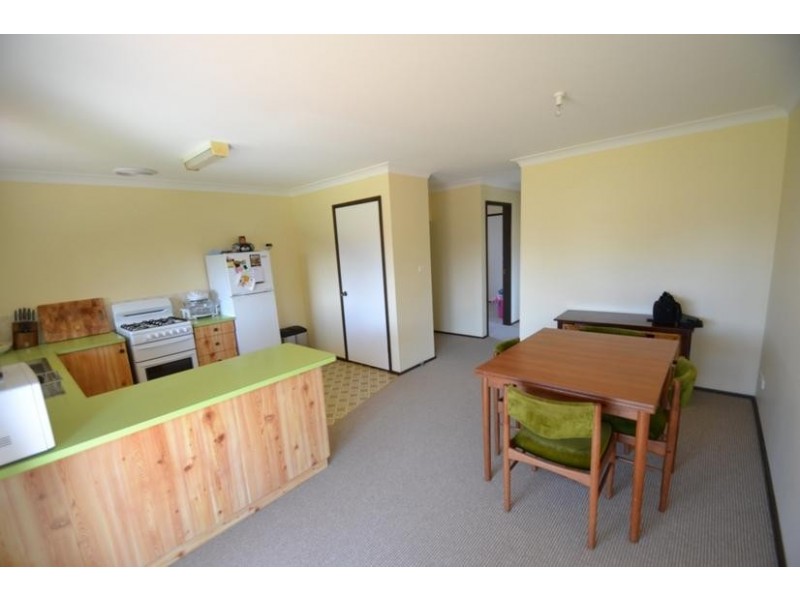 10 Oval Drive, Shoalhaven Heads NSW 2535