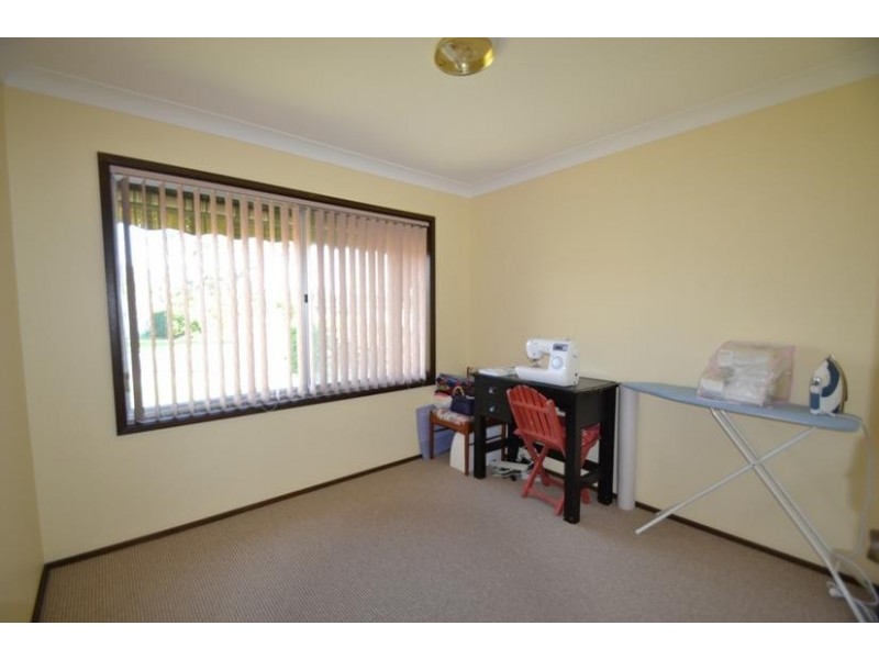 10 Oval Drive, Shoalhaven Heads NSW 2535