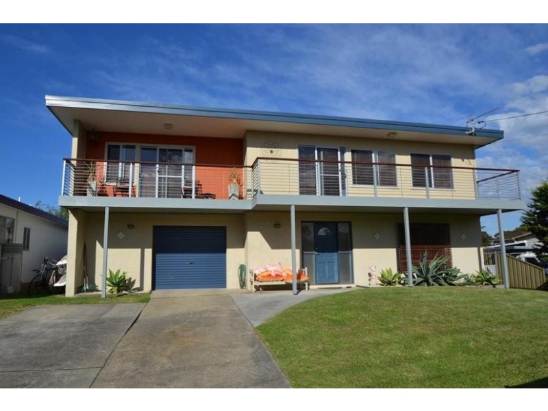 90 Scott Street, Shoalhaven Heads NSW 2535