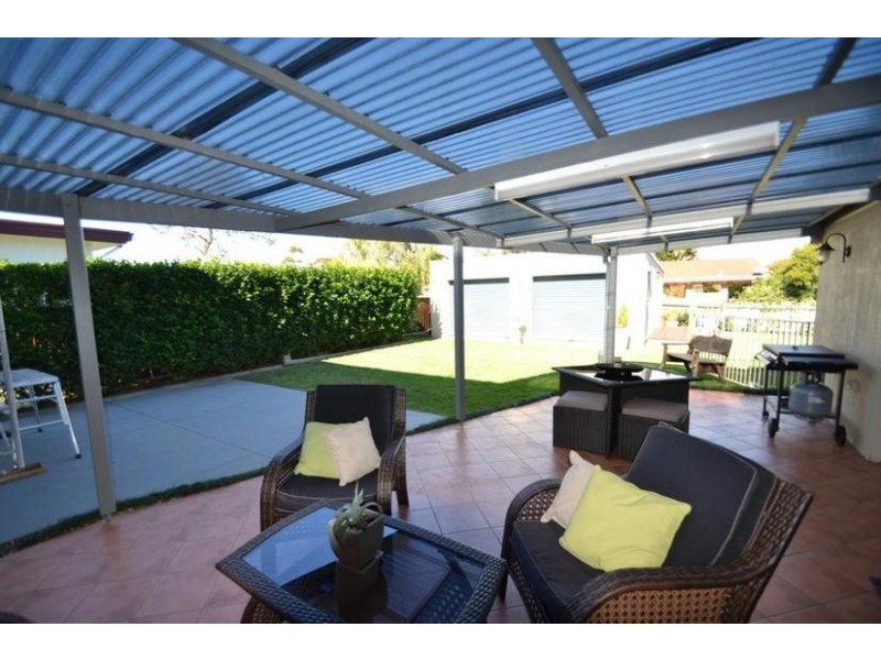 90 Scott Street, Shoalhaven Heads NSW 2535