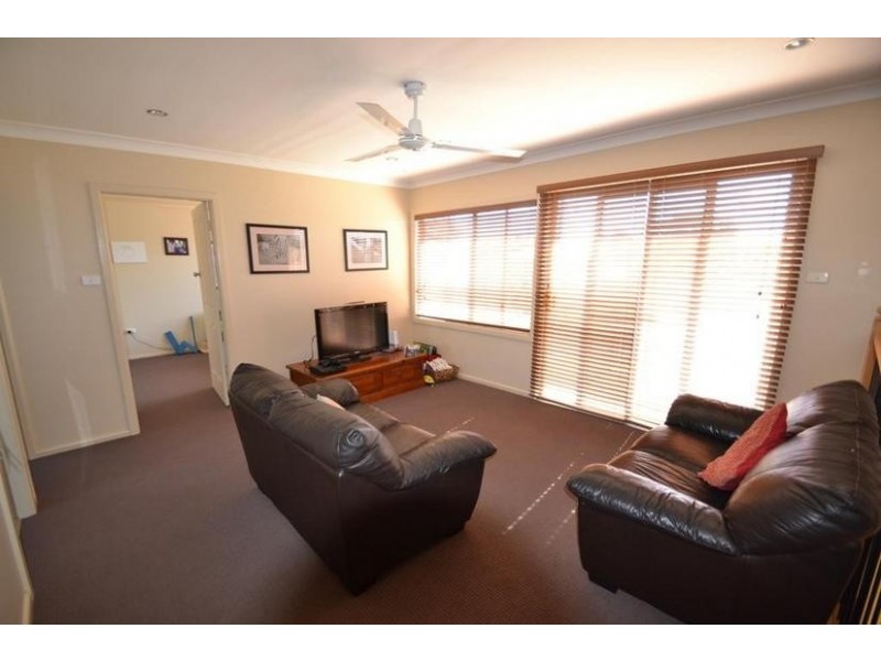 90 Scott Street, Shoalhaven Heads NSW 2535