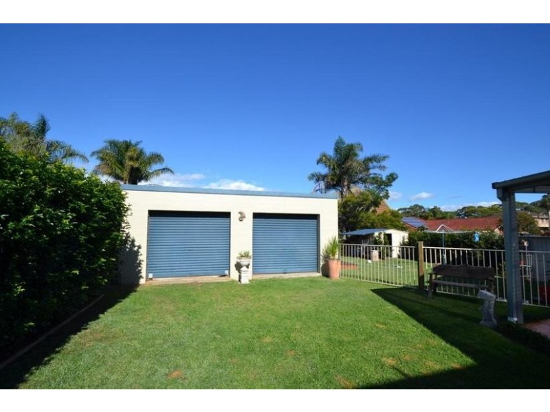 90 Scott Street, Shoalhaven Heads NSW 2535