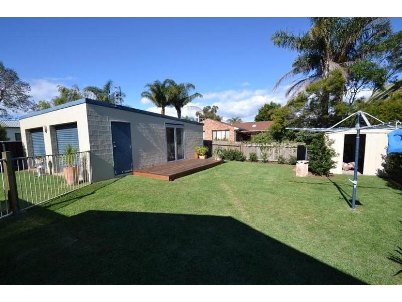 90 Scott Street, Shoalhaven Heads NSW 2535