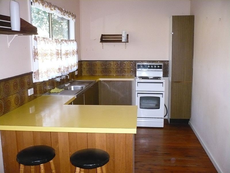 12 Noakes Street, Shoalhaven Heads NSW 2535