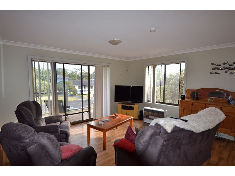 36 Shackleton Street, Shoalhaven Heads NSW 2535