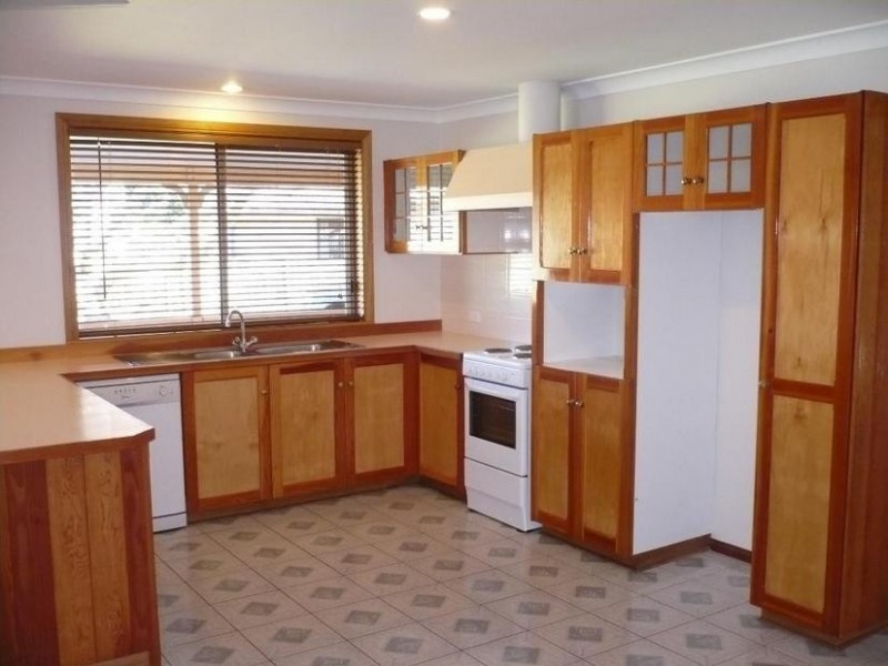 5 Gray Close, Shoalhaven Heads NSW 2535